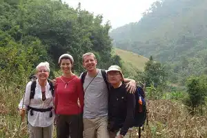 Avis groupe Singer Laos