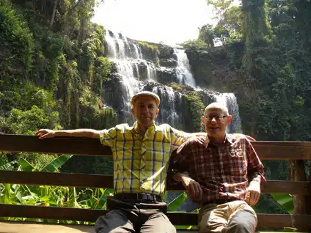 Avis Rémy et Joël Laos