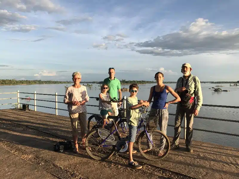 Julie et sa famille – Circuit au Sud Laos (5 jours)