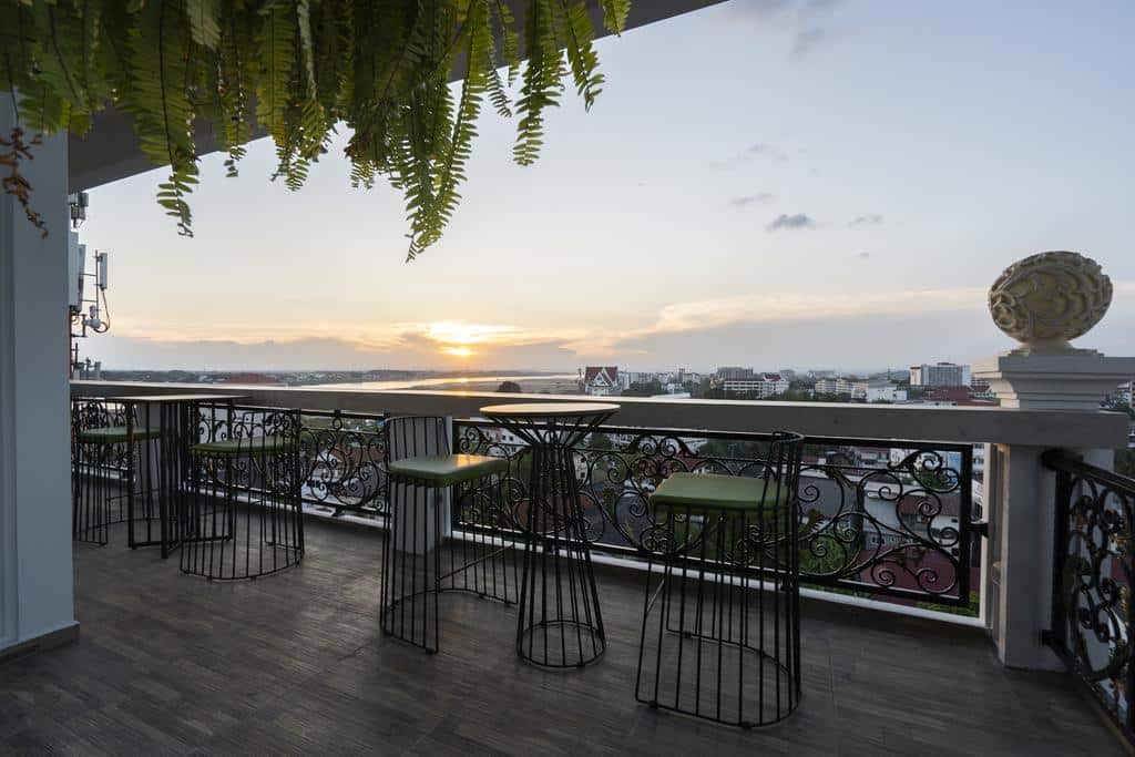 Surestay Hotel by Best Western à Vientiane