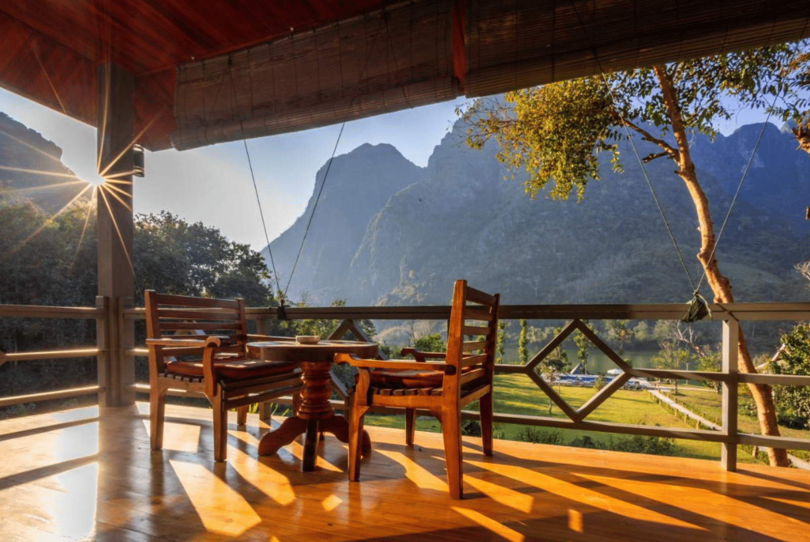 Maison-de-Nong-Khiaw