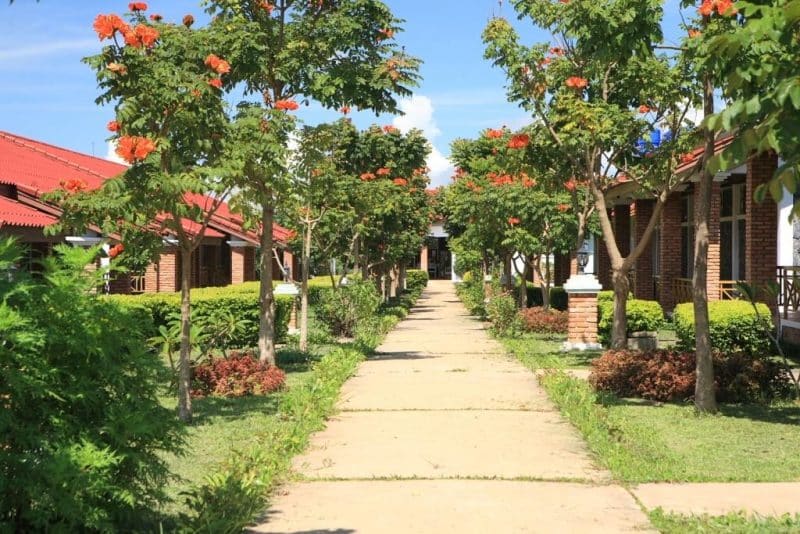 Vansana-Plain-of-Jars